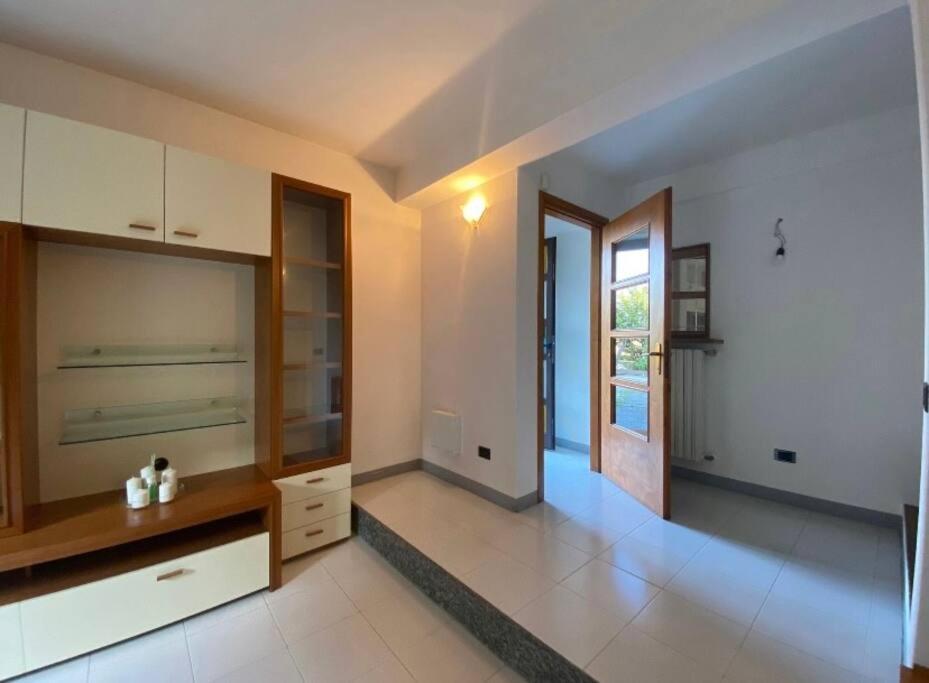 Appartamento Castiglioni Грандате Екстериор снимка
